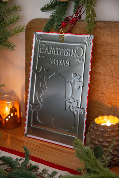 Plaque déco métal Christmas Bakery Caro From Woodland